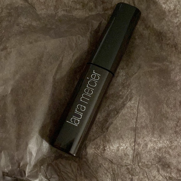 Laura Mercier Makeup Value Set - Picture 4 of 6